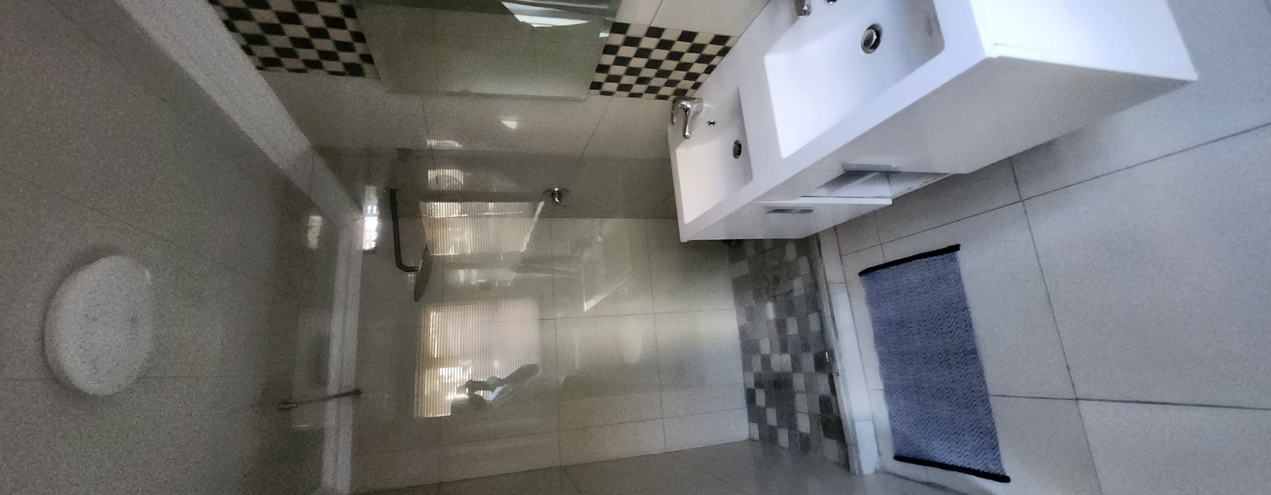 Room G photo 6